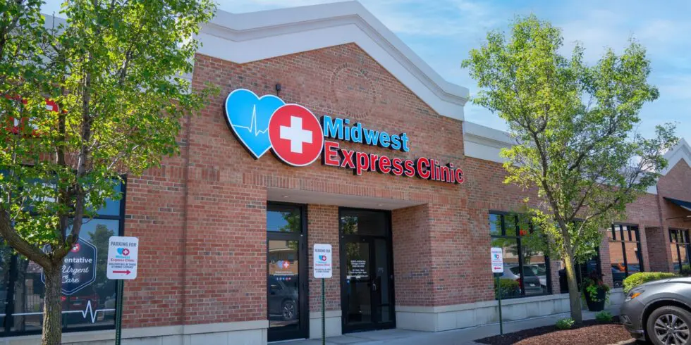 Midwest-Express-Clinic_Beacon-Hill Midwest Express Clinic Garfield Ridge Location Image