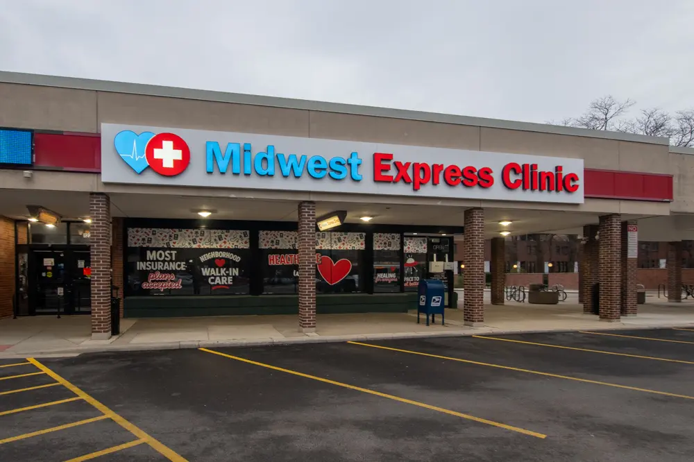 Midwest Express Clinic Hyde Park Location Image